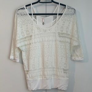 Robin K White Lace 3/4 Batwing Sleeve Scoop Neckline Blouse Size Small